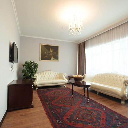 Reikartz Park Astana Ex-Royal Park Hotel & Spa מראה חיצוני תמונה