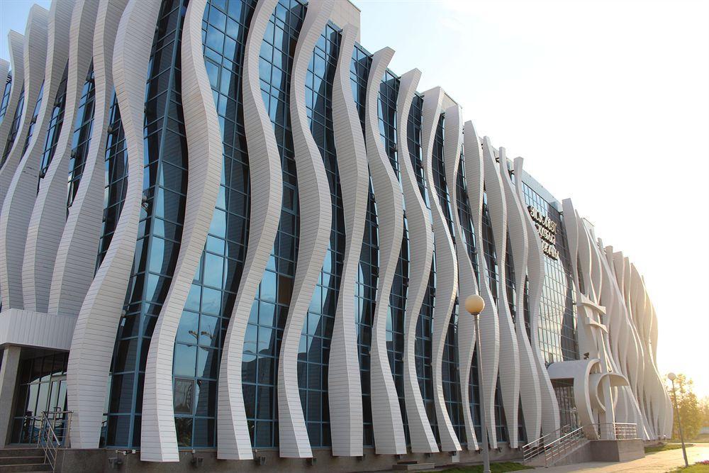Reikartz Park Astana Ex-Royal Park Hotel & Spa מראה חיצוני תמונה