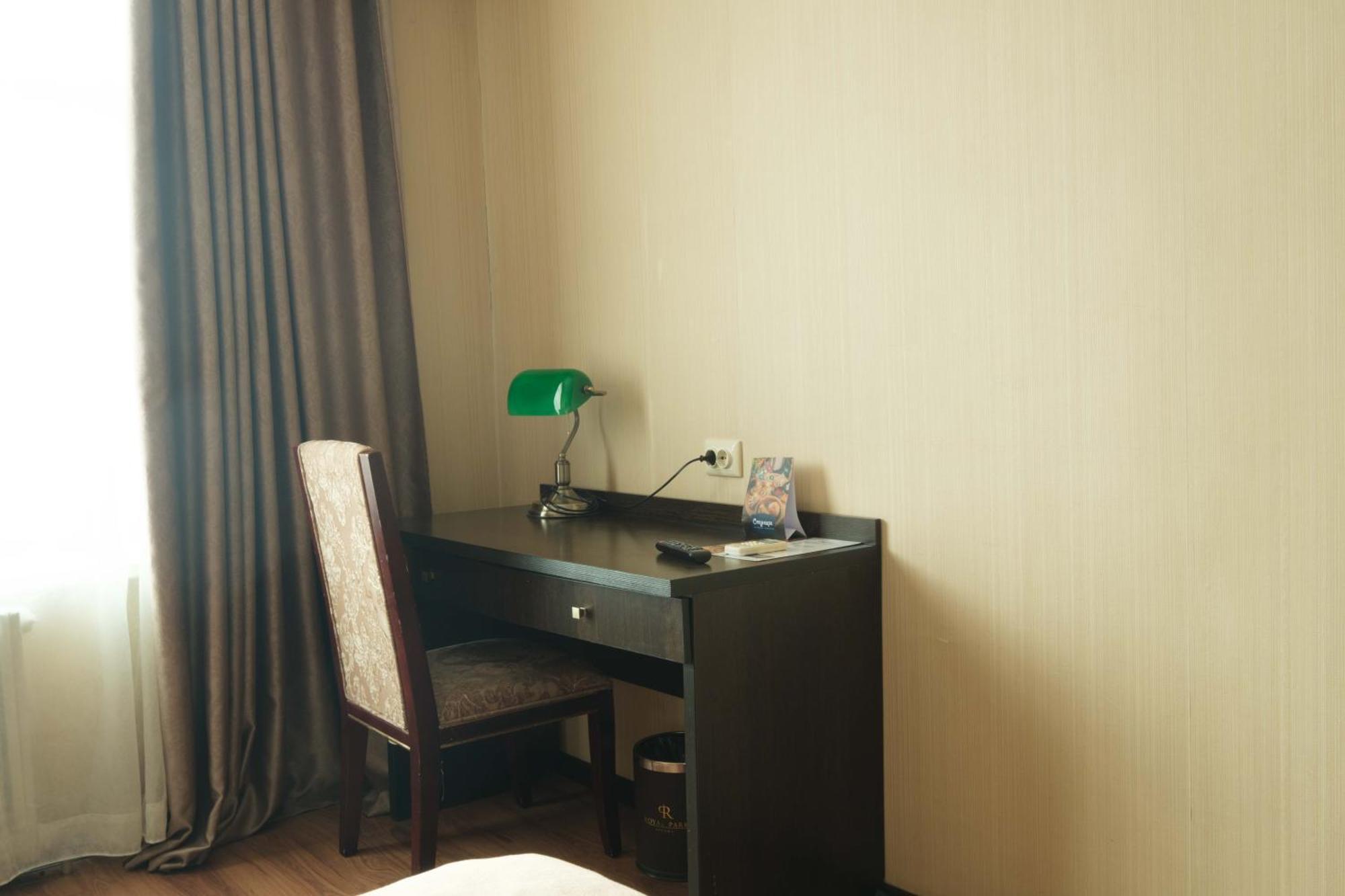 Reikartz Park Astana Ex-Royal Park Hotel & Spa מראה חיצוני תמונה